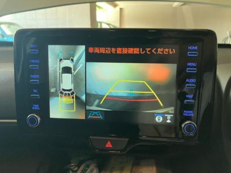 YARIS CROSS