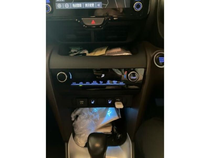 YARIS CROSS