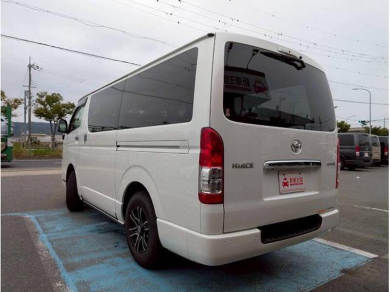 HIACE VAN