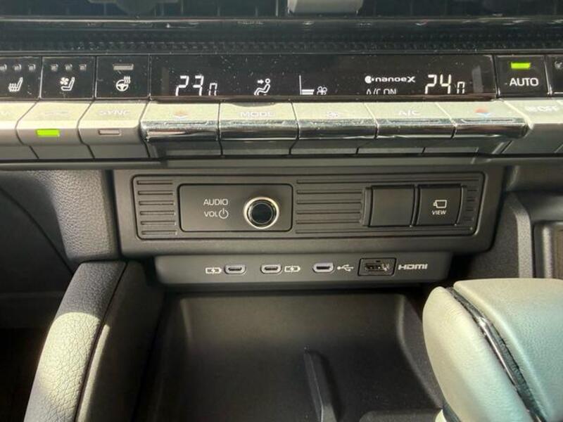 LAND CRUISER 250