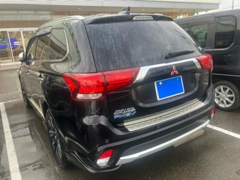 OUTLANDER PHEV