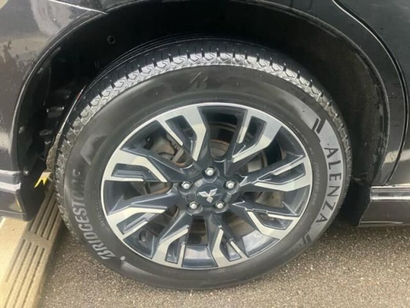 OUTLANDER PHEV