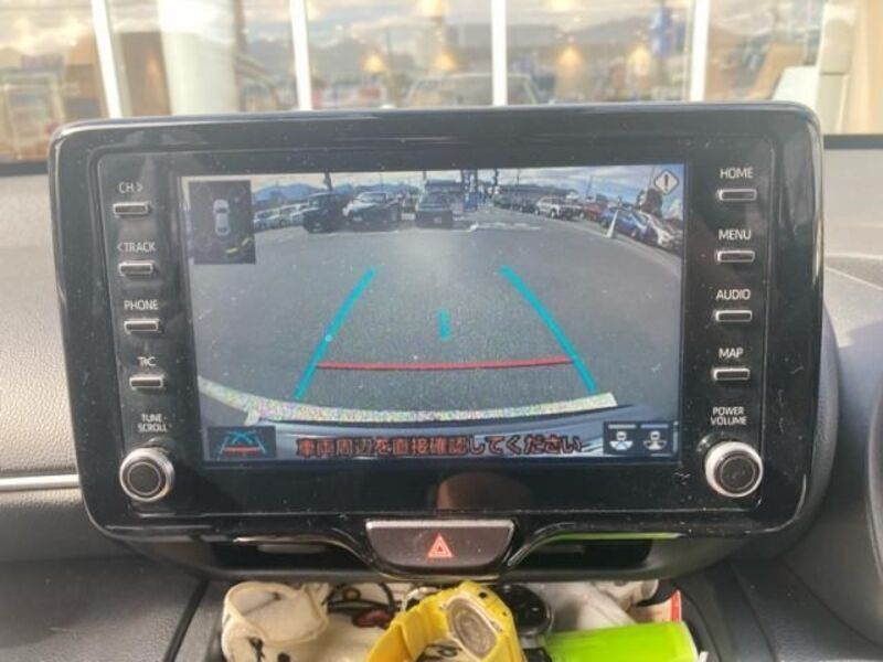 YARIS CROSS