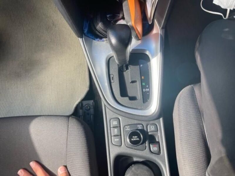 YARIS CROSS