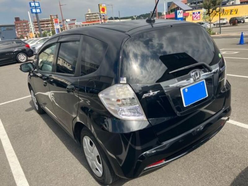 FIT HYBRID