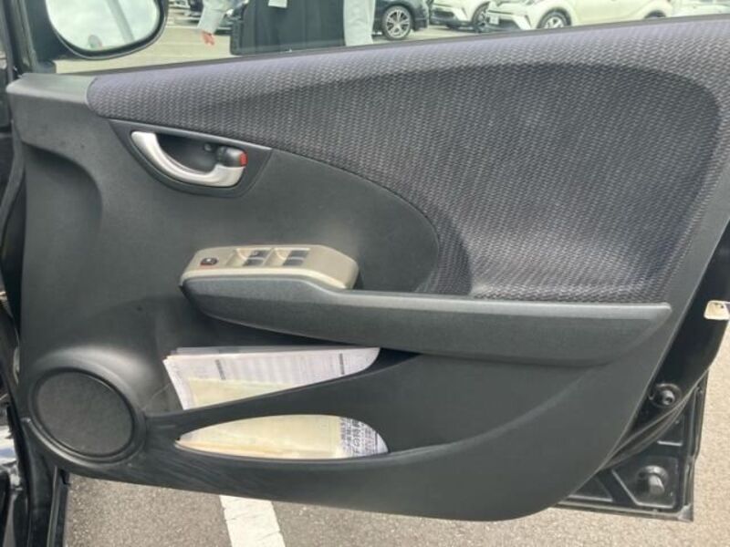 FIT HYBRID