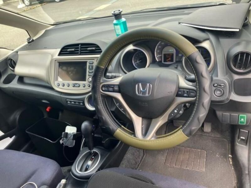 FIT HYBRID