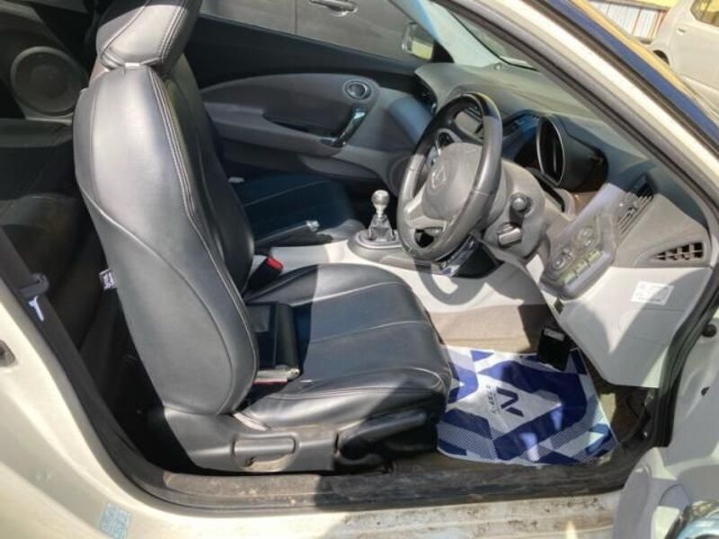 CR-Z