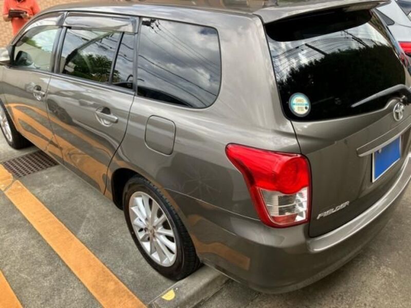 COROLLA FIELDER