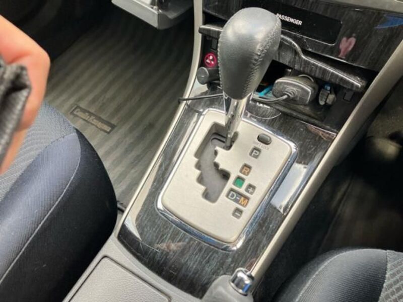 COROLLA FIELDER