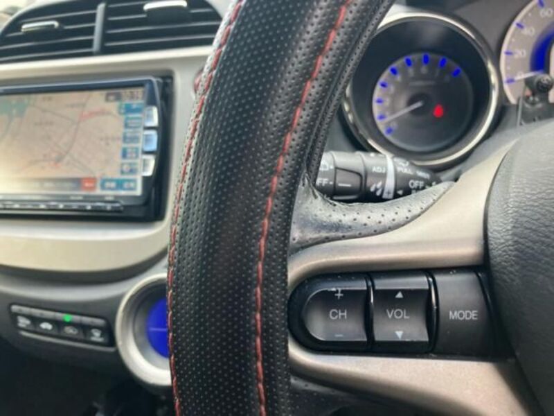 FIT HYBRID
