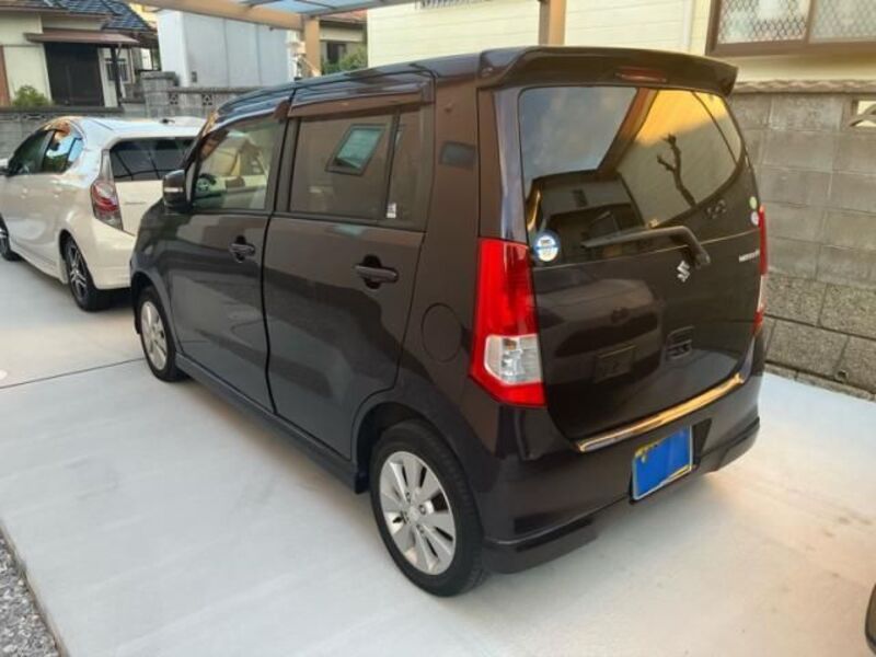 WAGON R