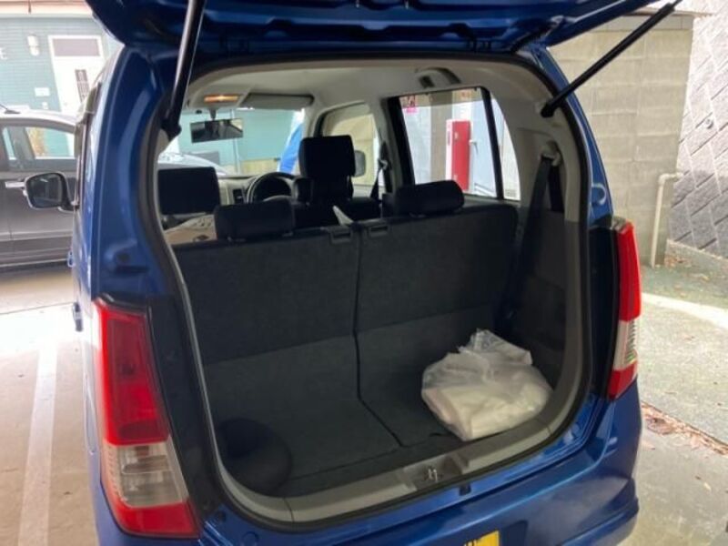 WAGON R