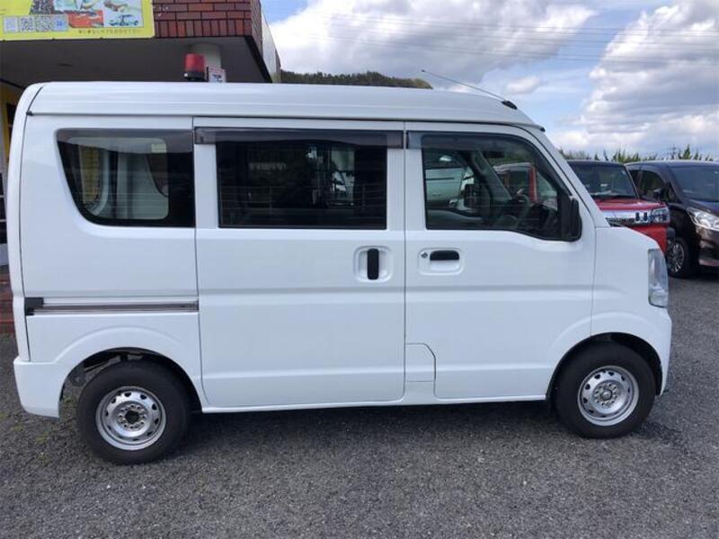 MINICAB VAN