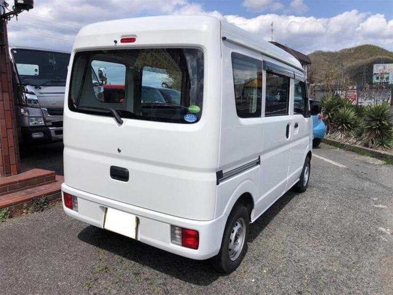 MINICAB VAN