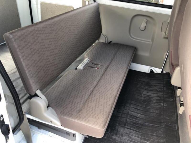 MINICAB VAN