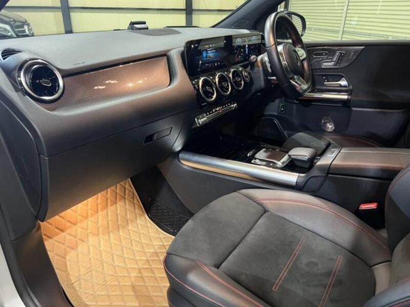 B-CLASS