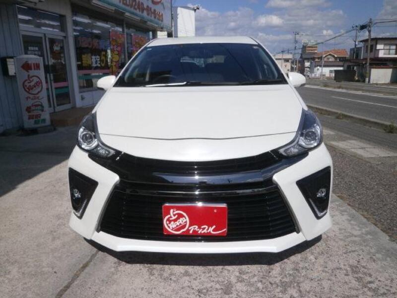 PRIUS ALPHA