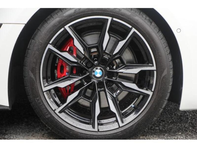 4 SERIES