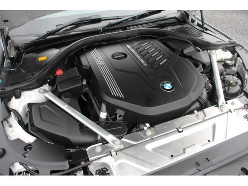 4 SERIES