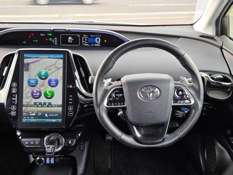 PRIUS PHV