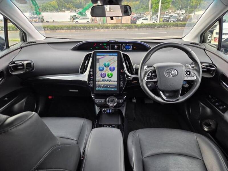 PRIUS PHV