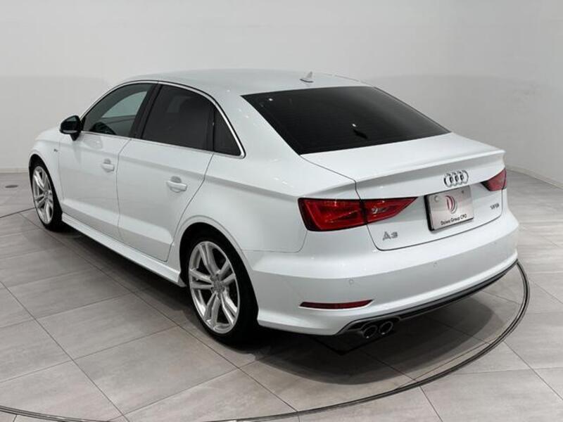 A3 SEDAN