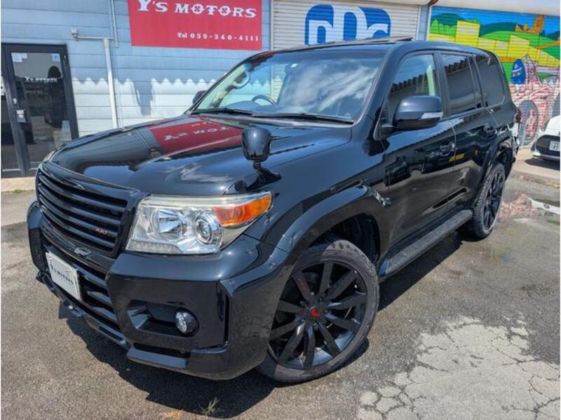 LAND CRUISER