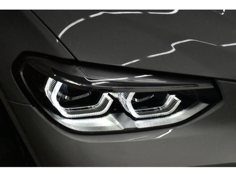 X4