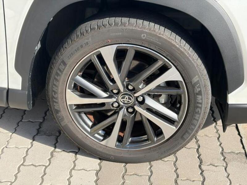 COROLLA CROSS