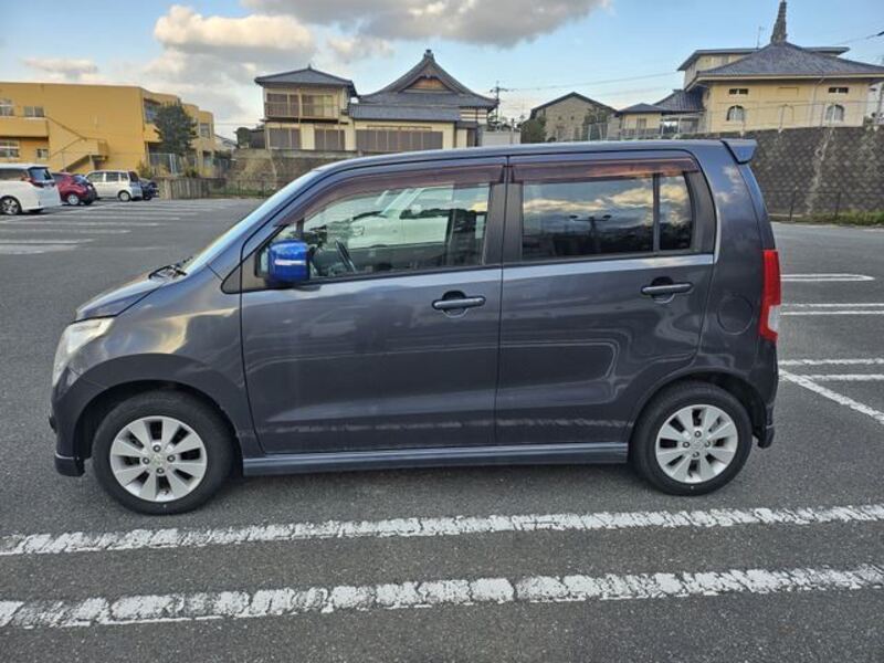 WAGON R