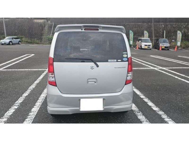 WAGON R