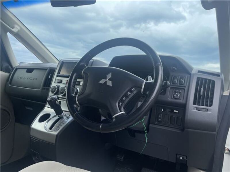 DELICA D5