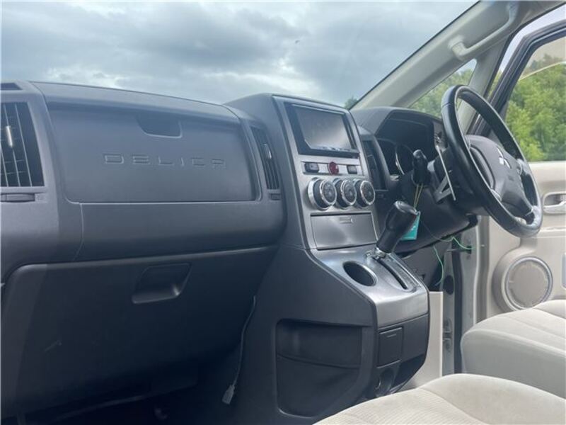 DELICA D5