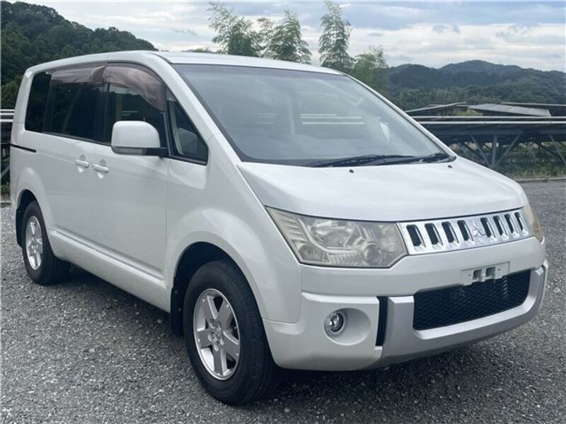 DELICA D5