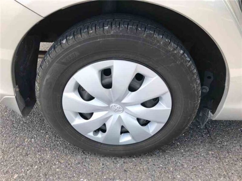 COROLLA AXIO