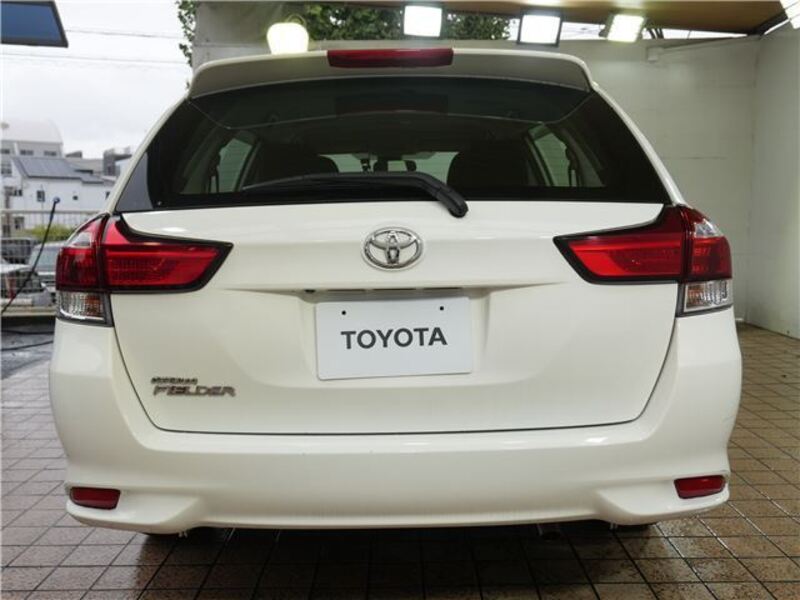 COROLLA FIELDER