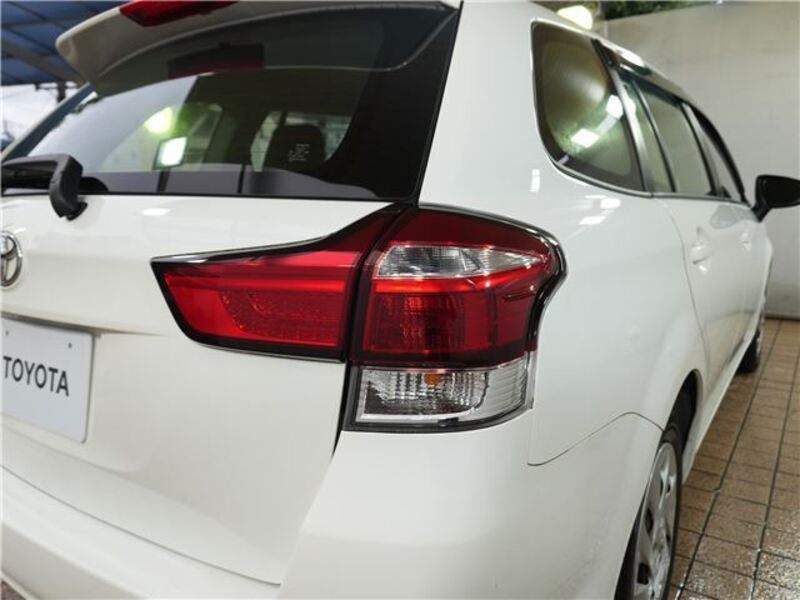 COROLLA FIELDER