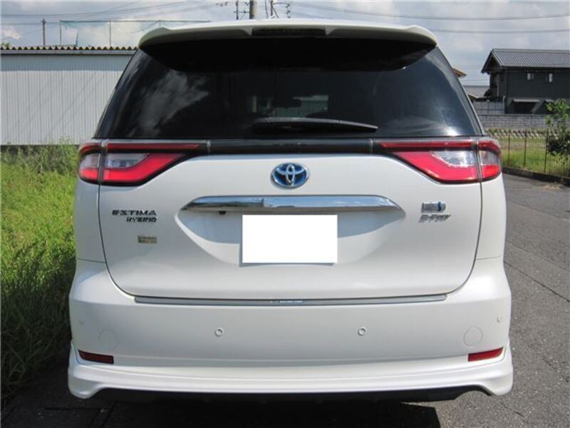 ESTIMA HYBRID