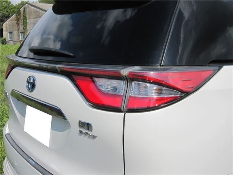 ESTIMA HYBRID