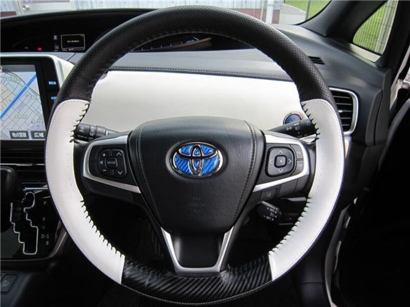 ESTIMA HYBRID