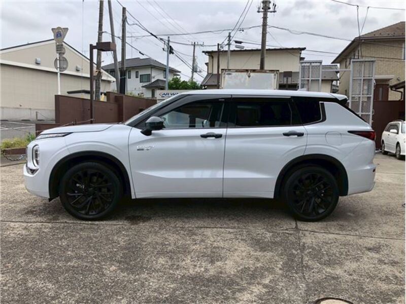 OUTLANDER PHEV