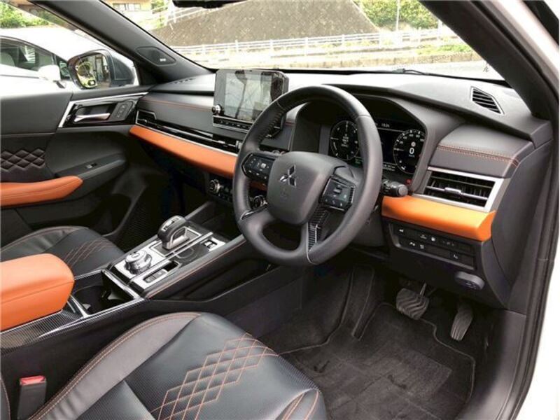 OUTLANDER PHEV