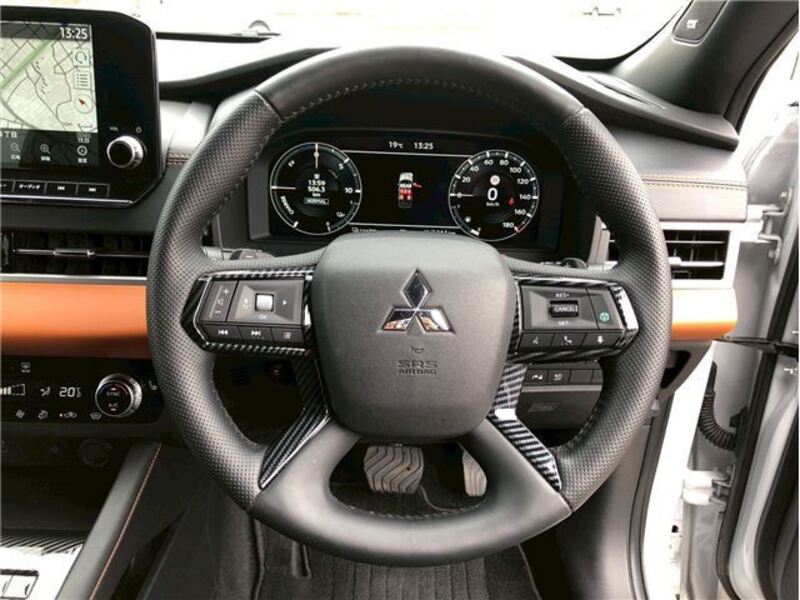 OUTLANDER PHEV