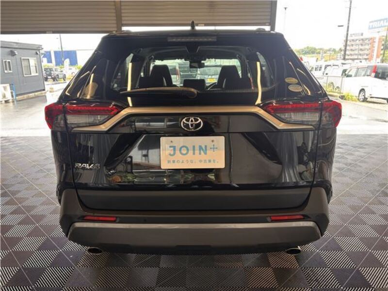 RAV4
