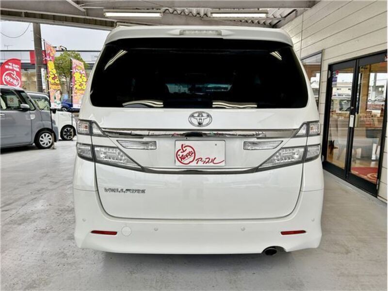 VELLFIRE