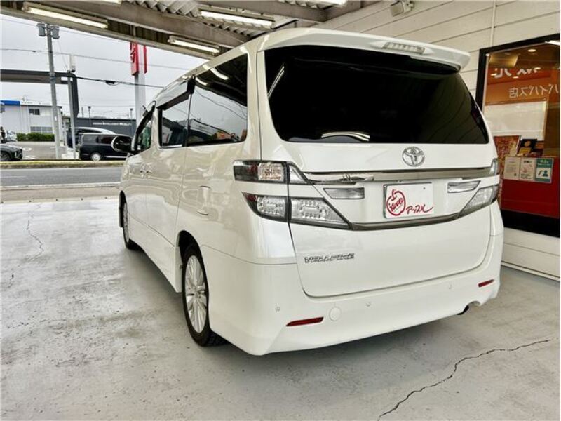 VELLFIRE