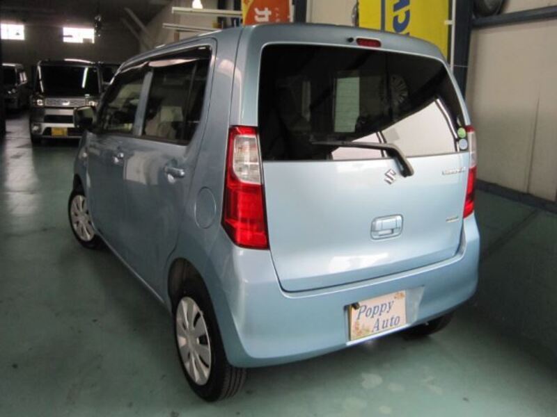WAGON R