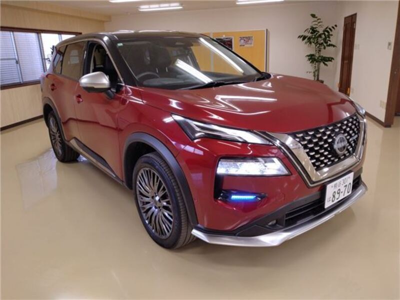 X-TRAIL