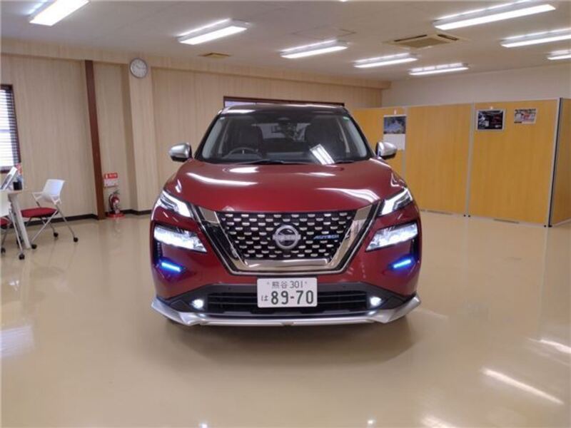 X-TRAIL